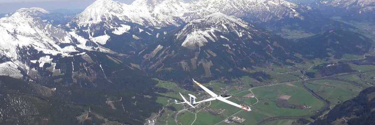 Flugwegposition um 11:34:58: Aufgenommen in der Nähe von Gemeinde Selzthal, Österreich in 2220 Meter